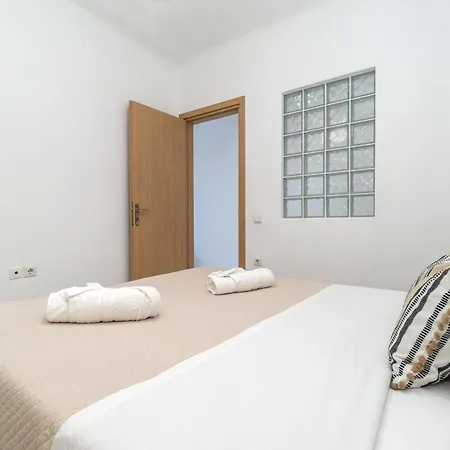 Overview Mykonos Aparthotel 4*