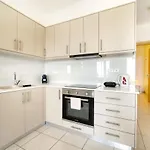 아파트호텔 Overview Mykonos Plintri