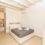 Overview Mykonos 4* Plintri